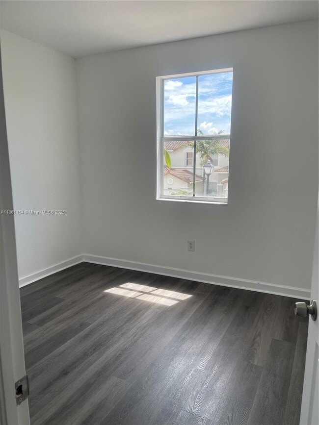 Building Photo - 24532 SW 110th Ave