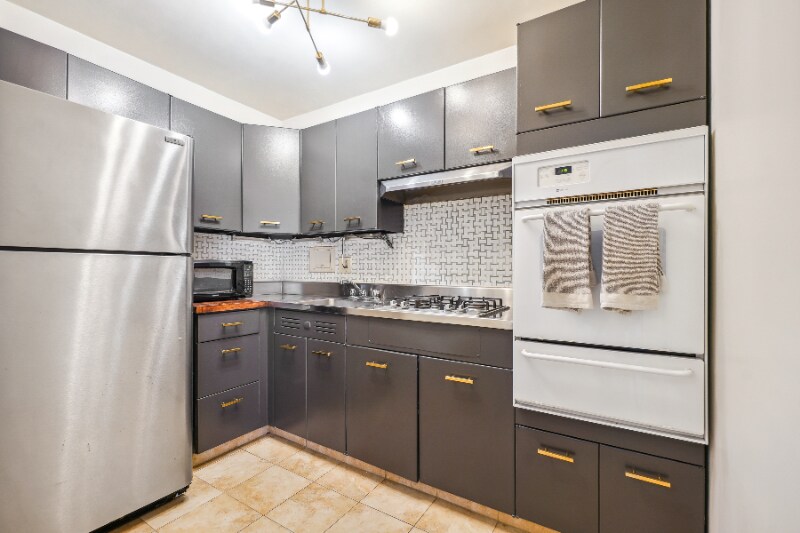 Building Photo - 2401 H St NW