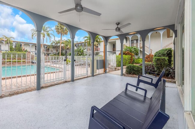 Building Photo - 4301 W Cleveland St