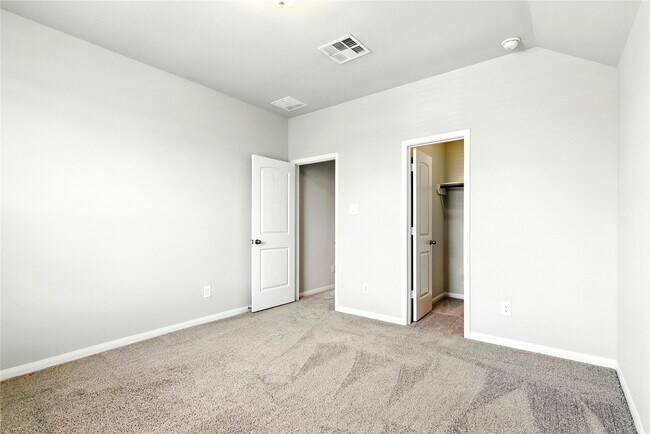 Building Photo - 29650 Yaupon Shore Dr