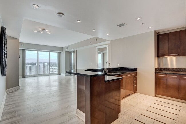Building Photo - Sky Las Vegas-Strip/City/Red Rock Mtn Views from this Stunning 2Bd/2.5Ba Residence