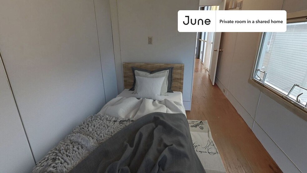Primary Photo - Room in Shared 6 bed/6 bath home
