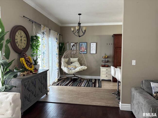 Building Photo - 2812 Castlerock Ridge