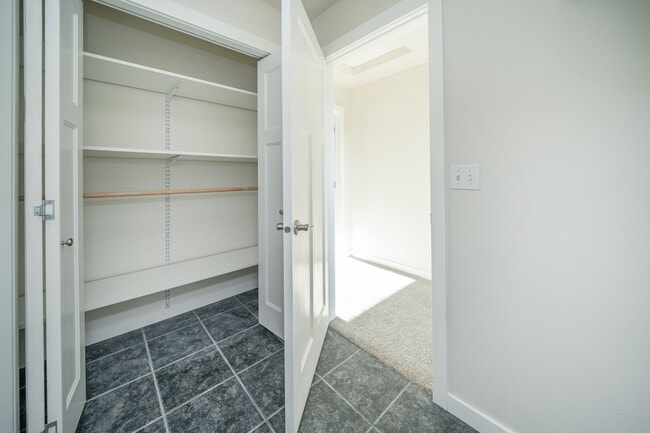 Building Photo - Beautiful Modern Home In Liberty Lake