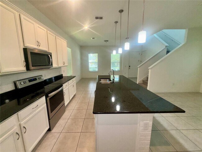 Building Photo - 14704 Seton Creek Blvd