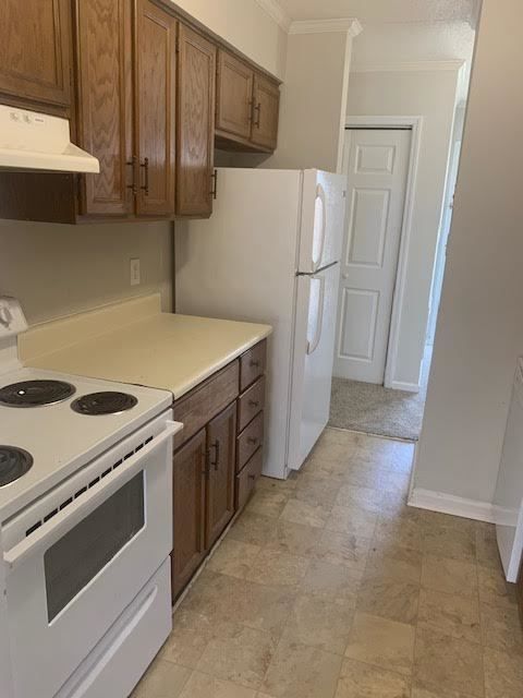 Building Photo - 8 Thackery Rd