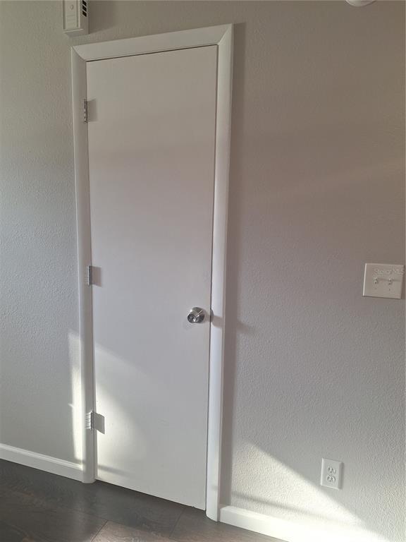 Building Photo - 3583 Whispering Oaks Ln