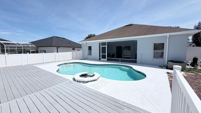 Building Photo - 906 Berwick Dr
