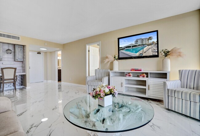 Building Photo - 3590 S Ocean Blvd