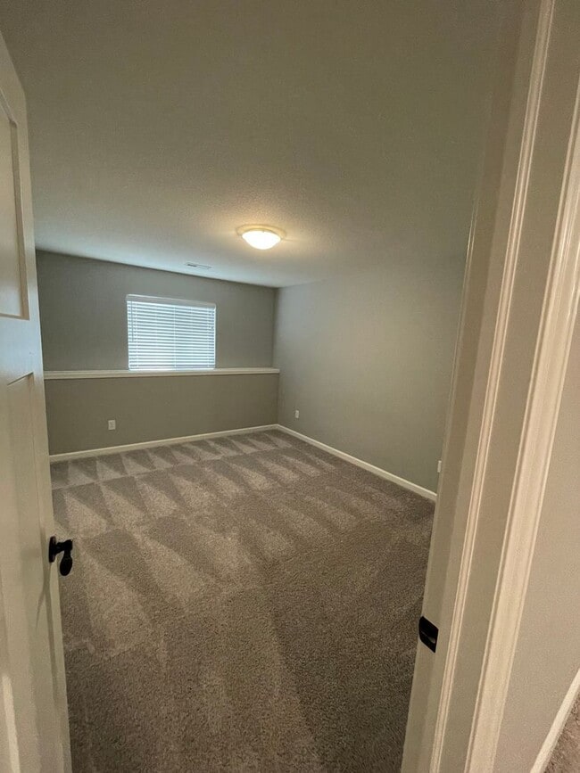 Building Photo - 3419 Laughlin St