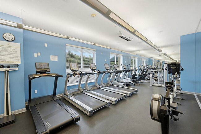 Building Photo - 700 E Boynton Beach Blvd