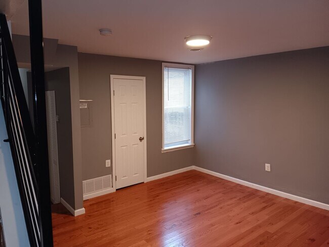 Building Photo - 2605-07 Cecil B Moore Ave