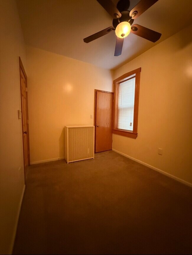 Building Photo - 4111 W Cullerton St