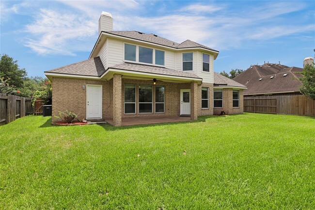 Building Photo - 2416 Spoonbill Dr