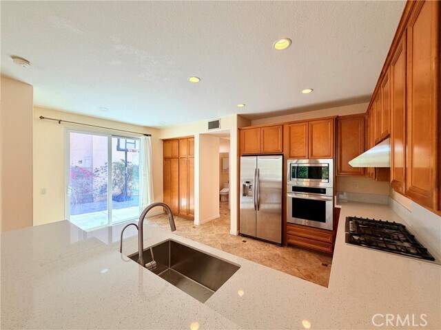 Building Photo - 17085 Camino Galvez
