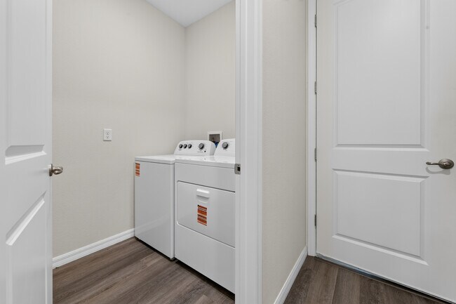 Building Photo - 2568 Kinsale Ln