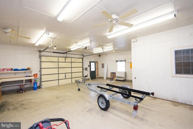 Building Photo - 110 Middle St