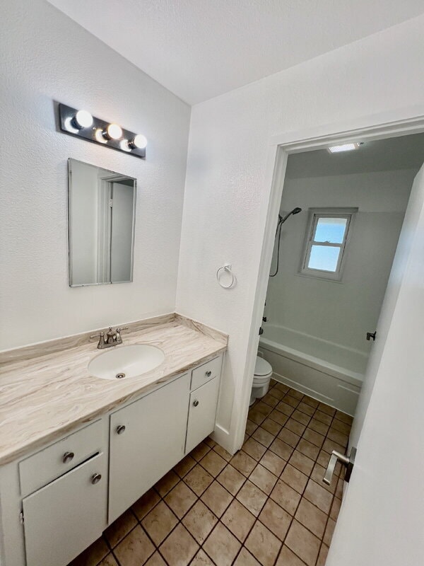 Building Photo - 2459 Gulf Dr