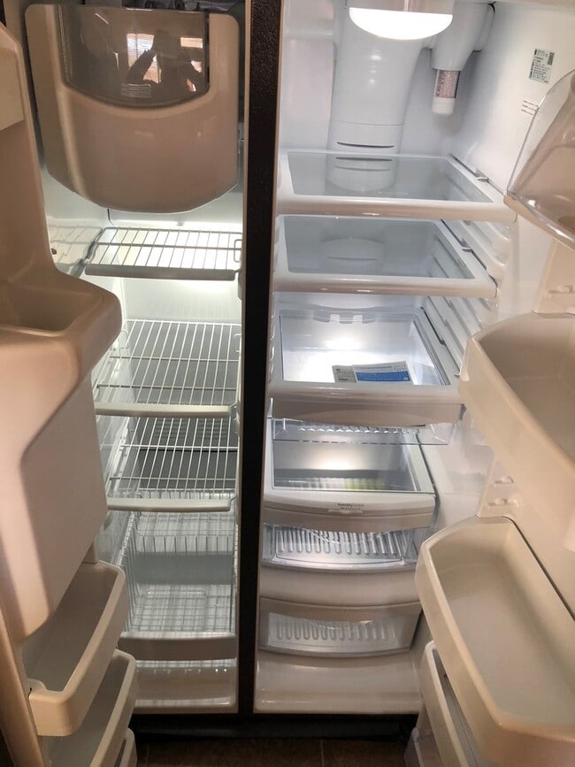 Building Photo - Tanzanite townhome in Sky Ridge