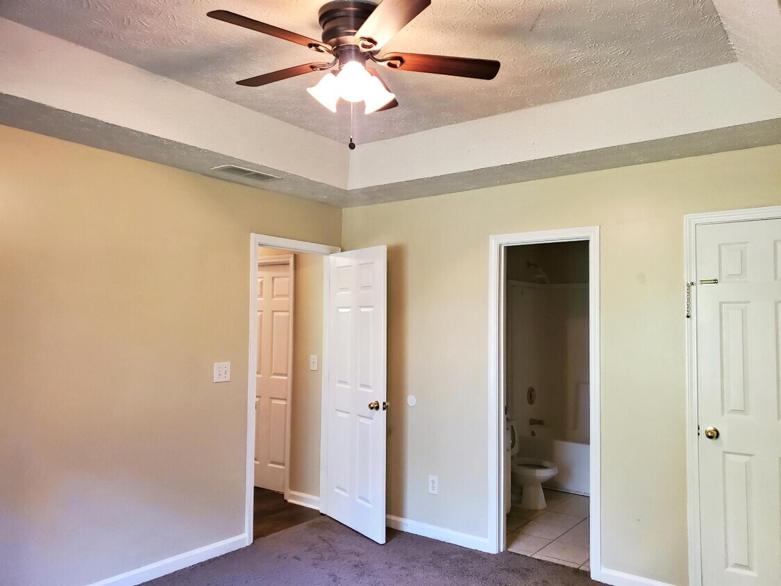 8479 Taylor Rd Riverdale Ga 30274 Realtor Com