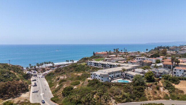 Building Photo - Live in Luxury: Spacious Sanctuary - Oceanfront Condo View Home with Mesmerizing Pacific Views