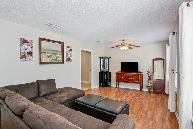 Building Photo - Sebulon Waycross