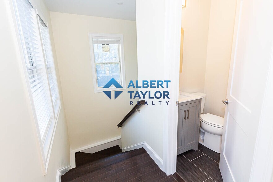 Building Photo - 5 Malvern Ter