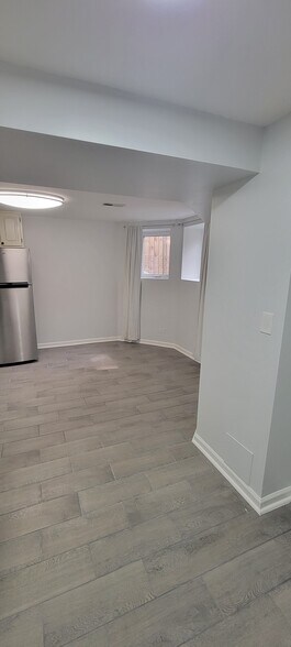 Building Photo - 1316 S Millard Ave