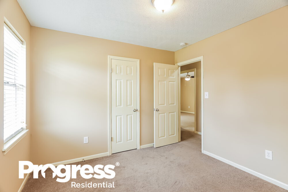 Building Photo - 108 Spring Glade Cir