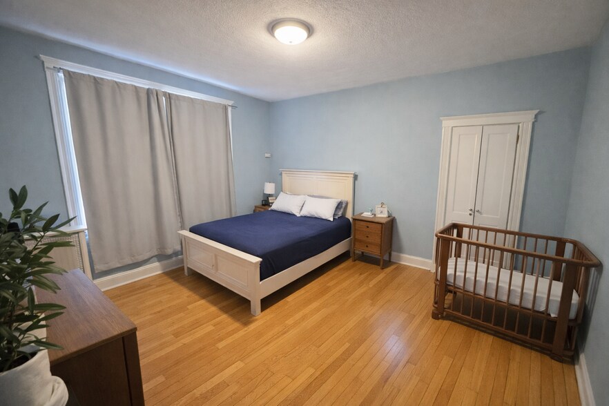 Building Photo - 18 Alton Pl