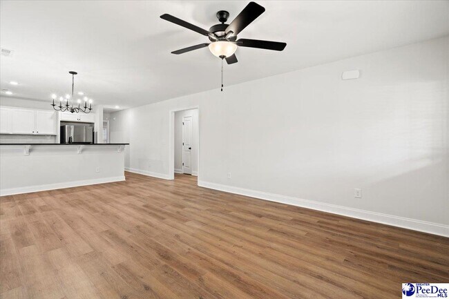 Building Photo - 323 S McQueen St