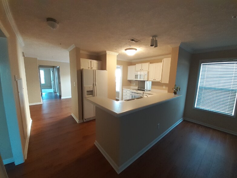 Building Photo - 3326 Harbour Pointe Pl