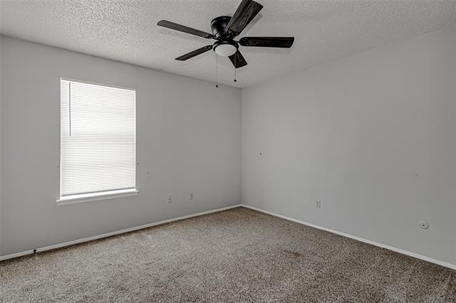 Building Photo - 1403 Courtney Pl
