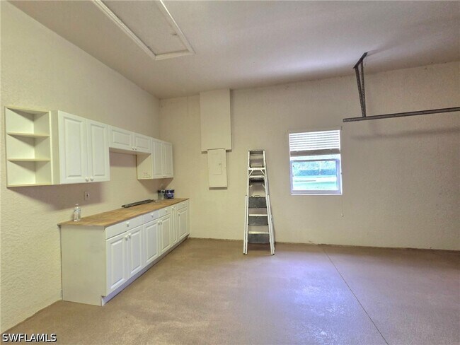 Building Photo - 7892 Sanctuary Cir