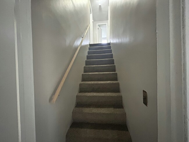 Building Photo - 5979 Lodewyck St