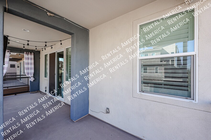 Building Photo - 7067 W Jasper Dr