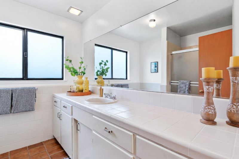 Building Photo - 115 Ortalon Cir