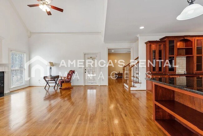 Building Photo - Deposit Pending! - Private Estate Living on Over 3 Acres! Available to view NOW!