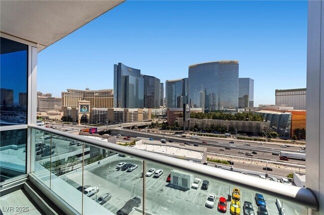 Building Photo - 4575 Dean Martin Dr