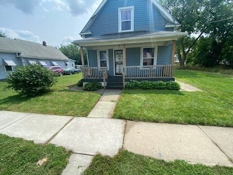 Building Photo - 1319 Grand Ave