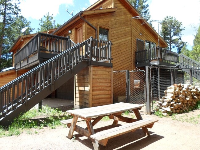 Building Photo - 12345 Bear Haven Rd