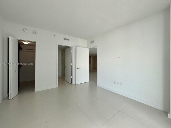 Building Photo - 1300 S Miami Ave