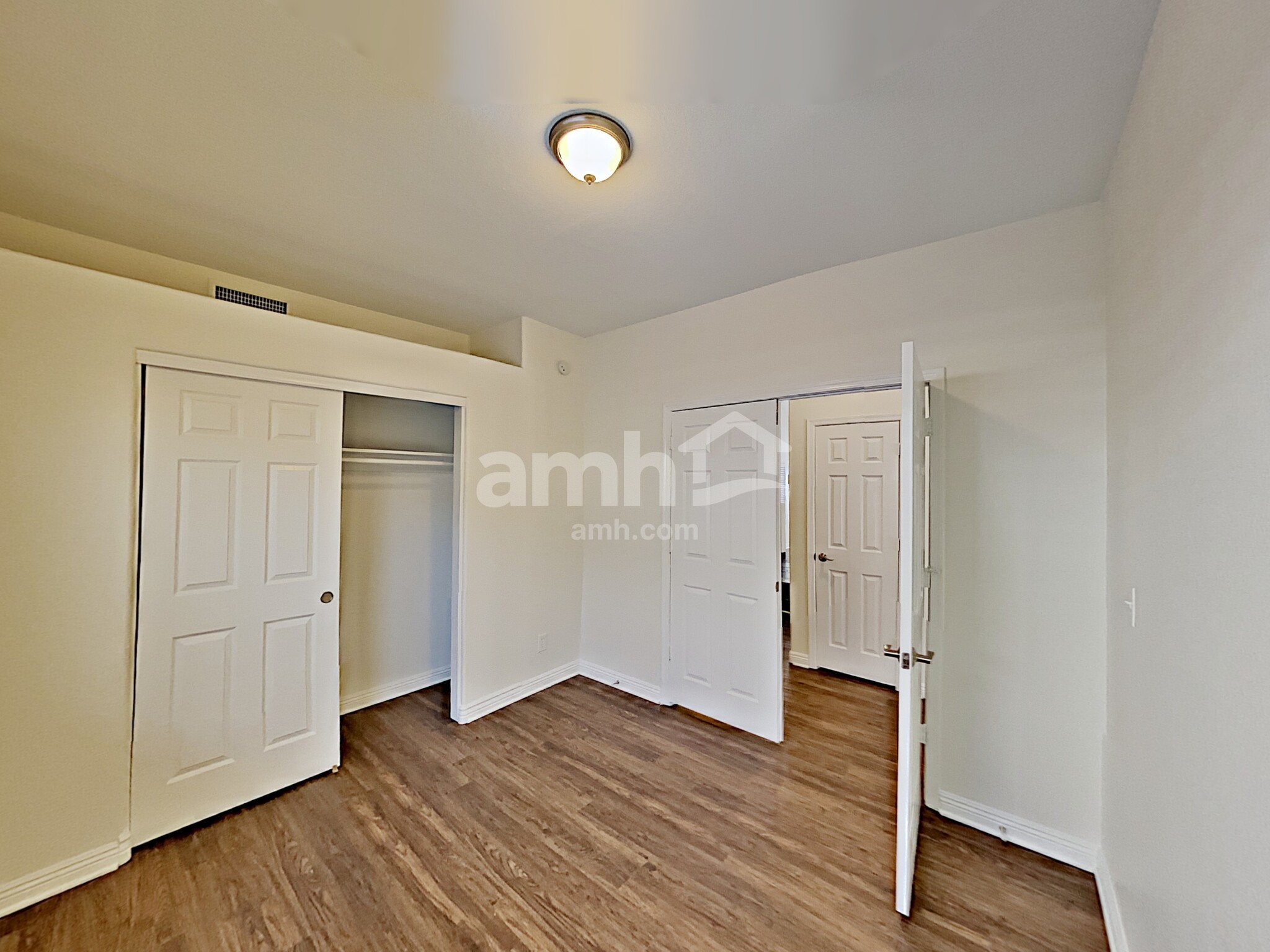 Building Photo - 4731 E White Aster St