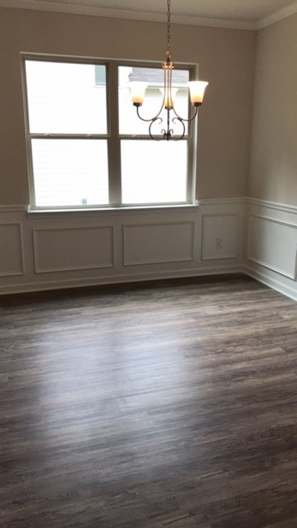 Building Photo - NEWISH 4 Bedroom Single Family Home in Ellenwood!