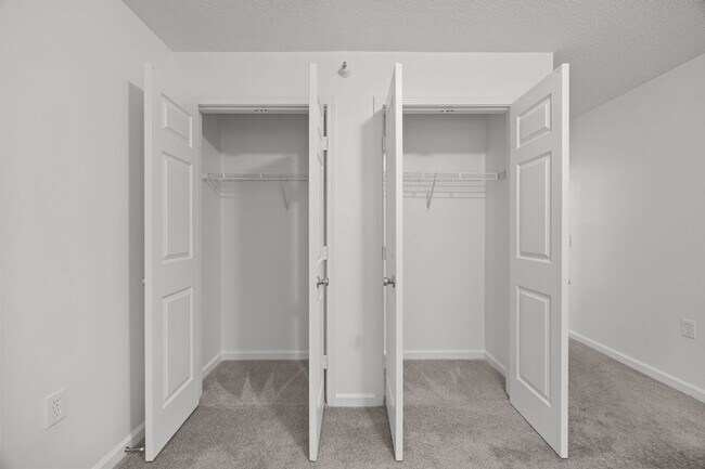 Building Photo - Hodges Creek Apartments