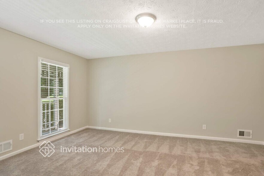 Building Photo - 5884 Four Winds Dr SW