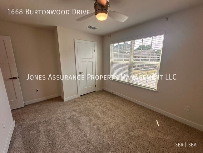 Building Photo - 1668 Burtonwood Dr