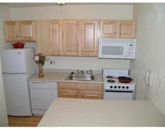 Building Photo - 123 Sewall Ave