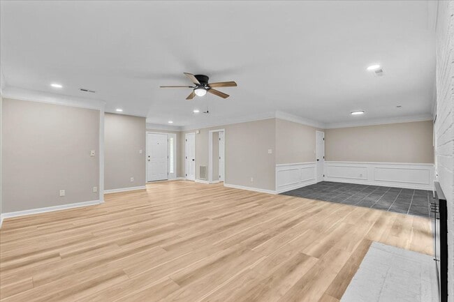 Building Photo - Coming Soon! Single Story Rental in Jamestown's Colony Park!