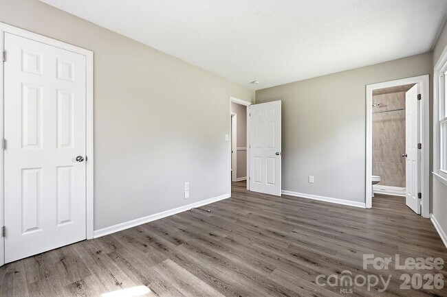 Building Photo - 12011 Merriweather Dr
